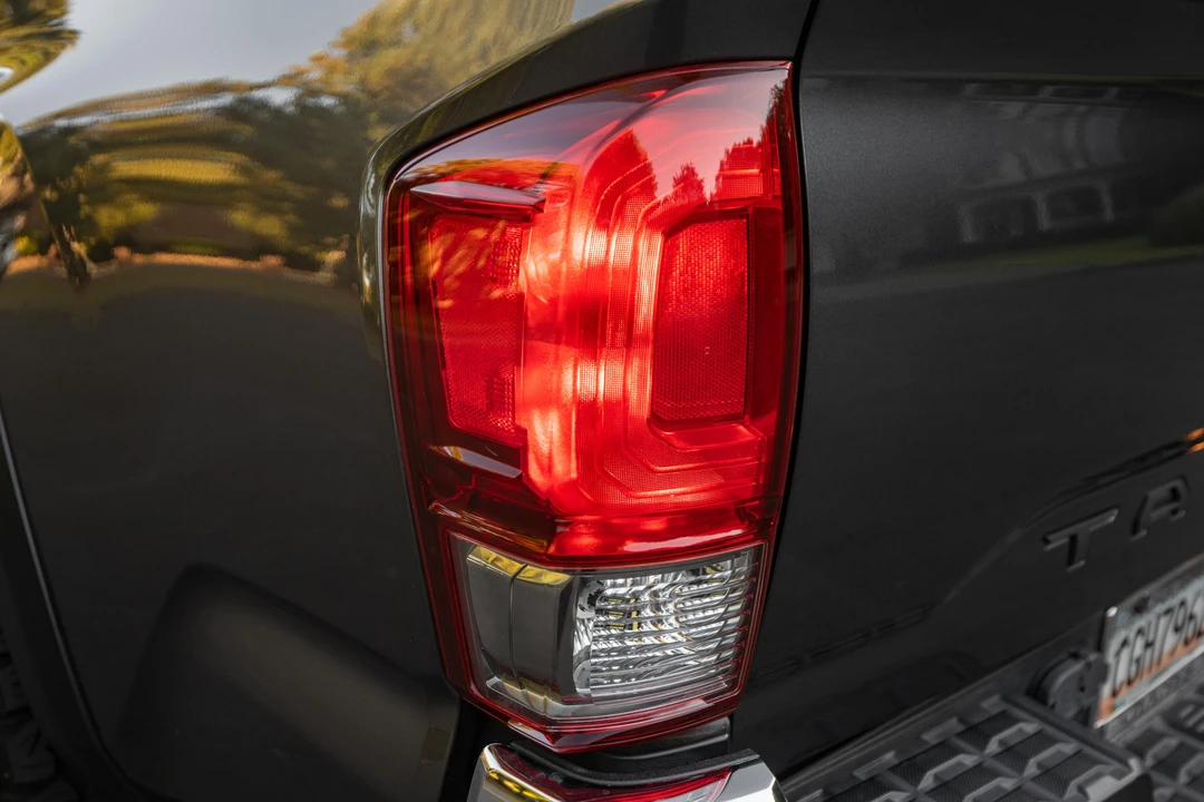 2017 Toyota Tacoma 3rd Gen - Image 31 of 31