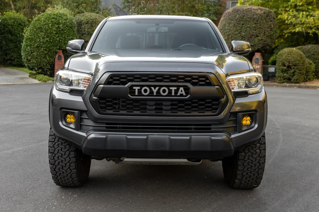 2017 Toyota Tacoma 3rd Gen - Image 2 of 31