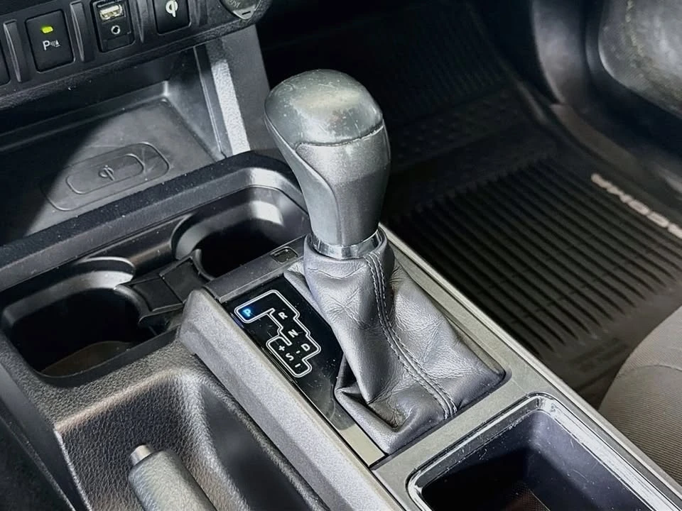 2017 Toyota Tacoma 3rd Gen - Image 16 of 20