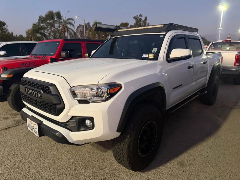 2017 Toyota Tacoma 3rd Gen - Image 2 of 6