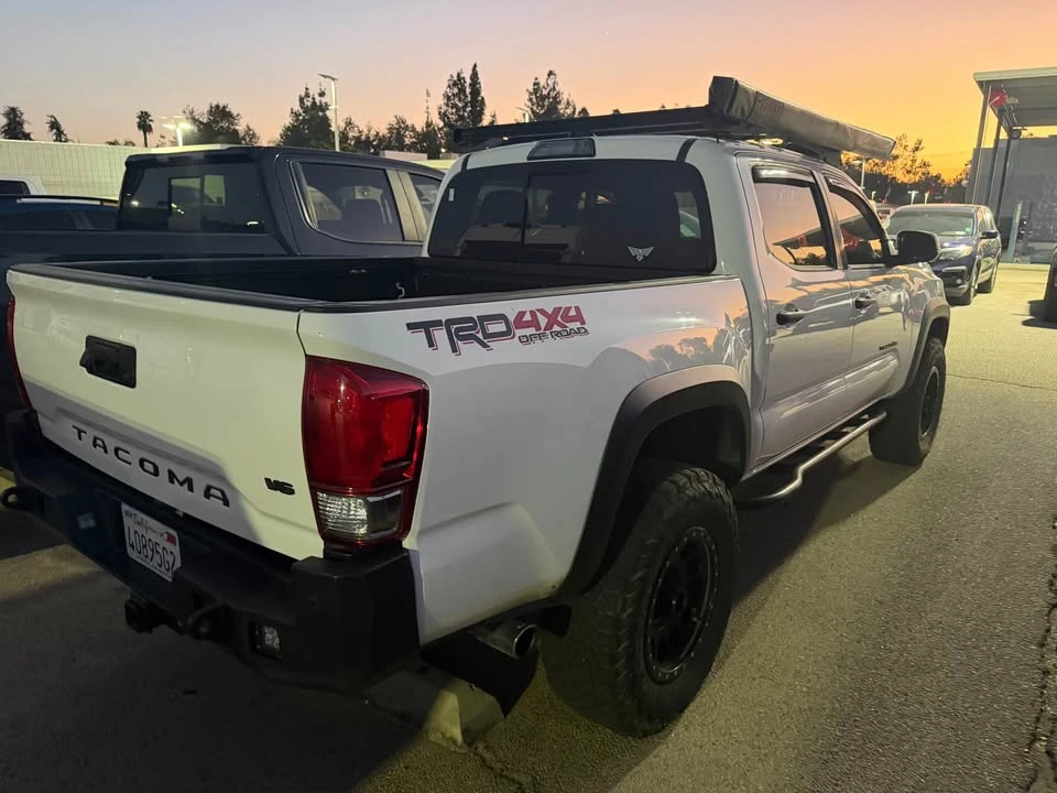 2017 Toyota Tacoma 3rd Gen - Image 5 of 6