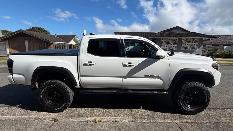 2017 Toyota Tacoma 3rd Gen - Image 7 of 12
