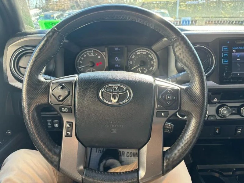 2017 Toyota Tacoma 3rd Gen - Image 8 of 12