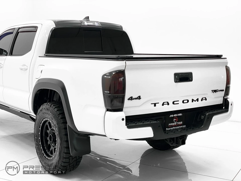 2017 Toyota Tacoma 3rd Gen - Image 10 of 12