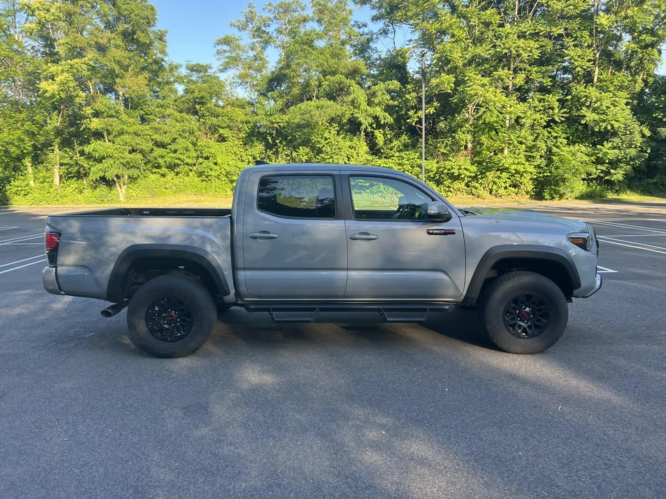 2017 Toyota Tacoma 3rd Gen - Image 10 of 19