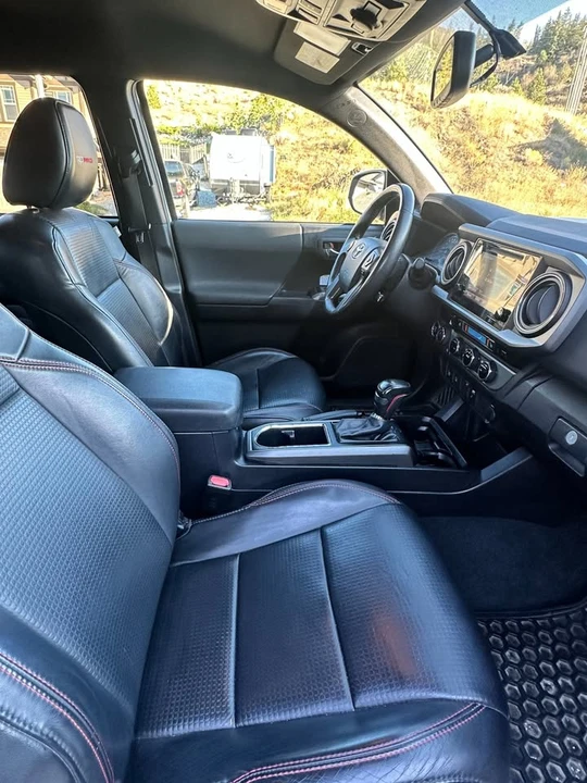 2017 Toyota Tacoma 3rd Gen - Image 8 of 8