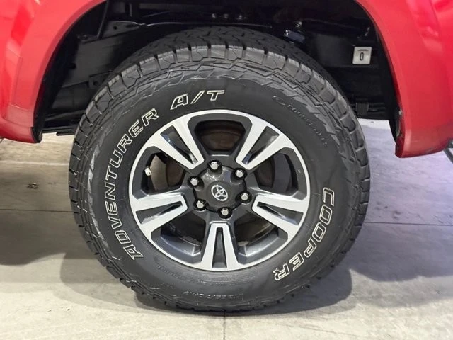 2017 Toyota Tacoma 3rd Gen - Image 14 of 21