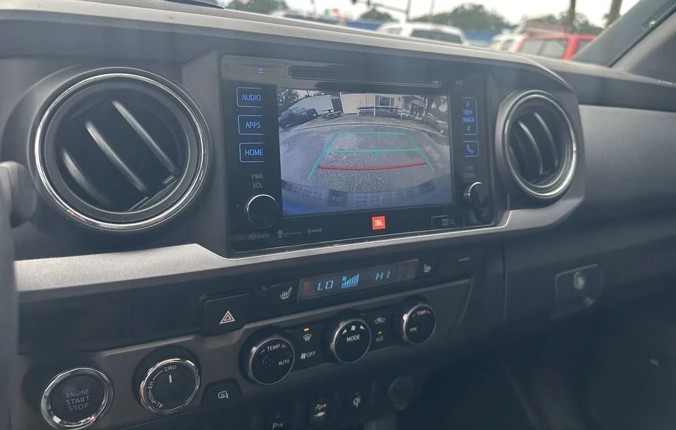 2017 Toyota Tacoma 3rd Gen - Image 9 of 20