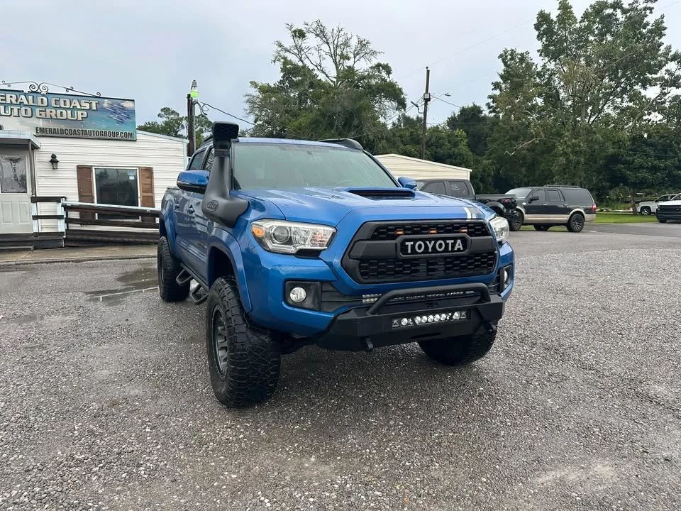 2017 Toyota Tacoma 3rd Gen - Image 2 of 20