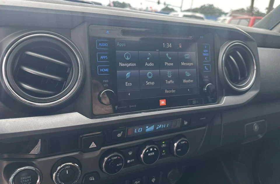 2017 Toyota Tacoma 3rd Gen - Image 10 of 20