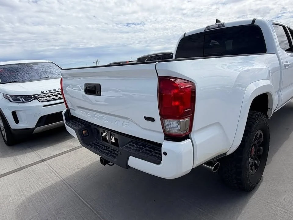 2017 Toyota Tacoma 3rd Gen - Image 4 of 13
