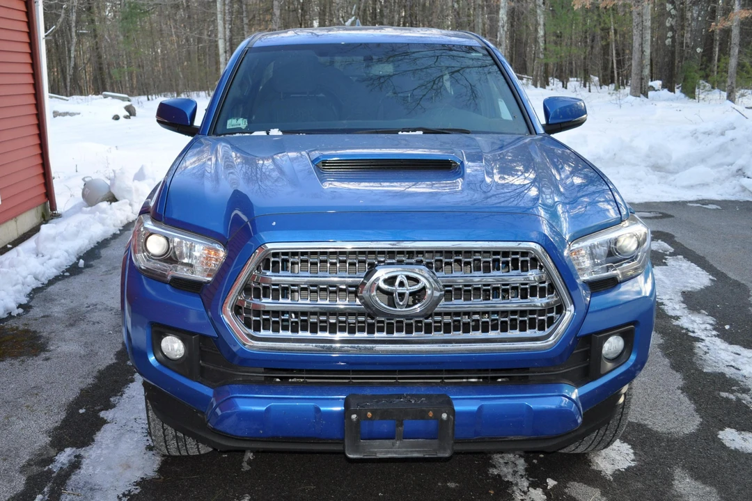 2017 Toyota Tacoma 3rd Gen - Image 6 of 31