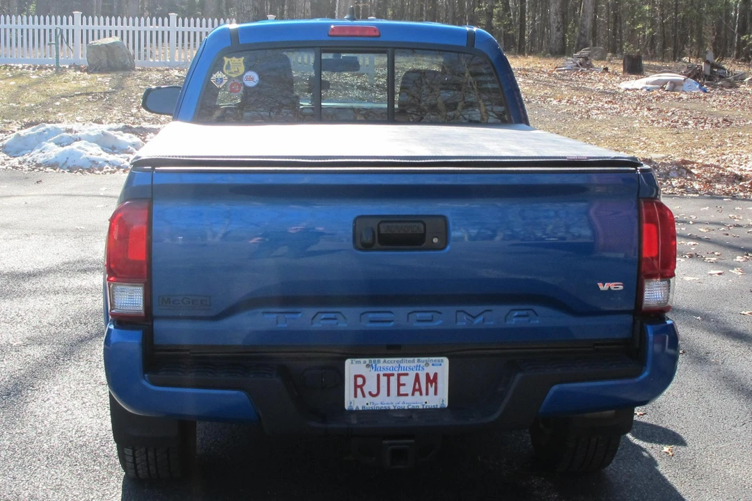 2017 Toyota Tacoma 3rd Gen - Image 5 of 31