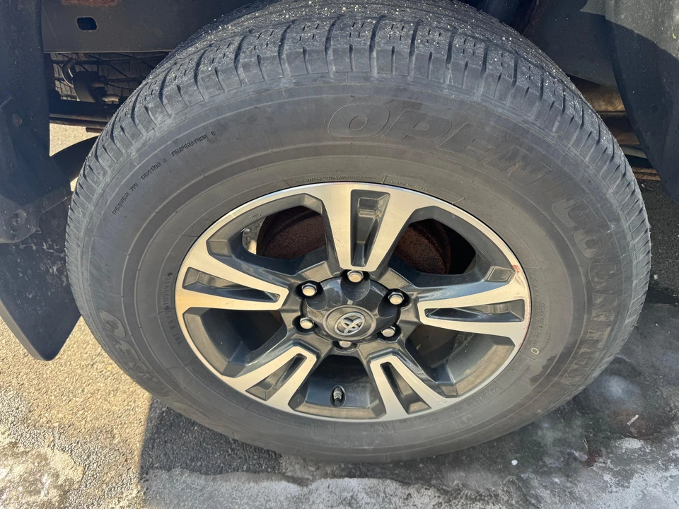 2017 Toyota Tacoma 3rd Gen - Image 29 of 31