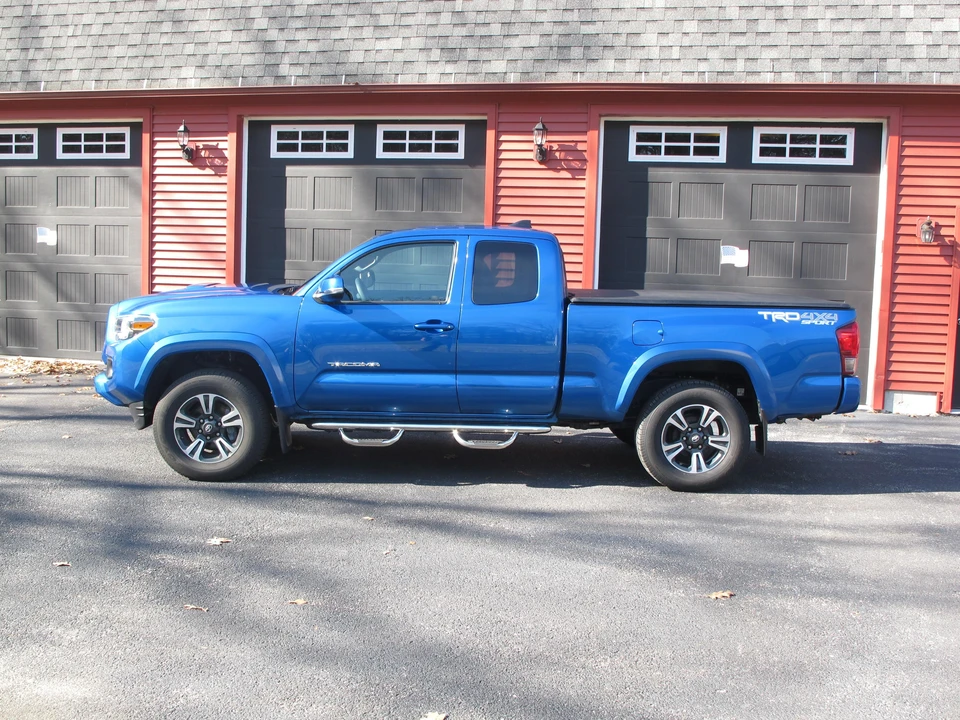 2017 Toyota Tacoma 3rd Gen - Image 10 of 31