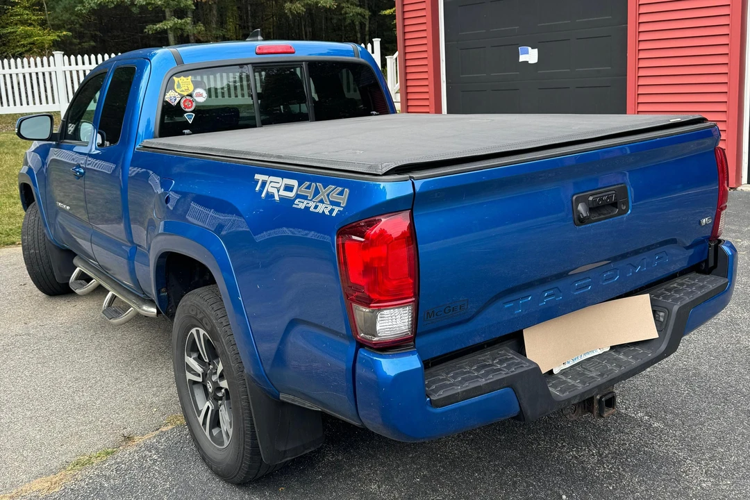 2017 Toyota Tacoma 3rd Gen - Image 13 of 31