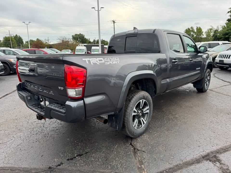 2017 Toyota Tacoma 3rd Gen - Image 5 of 17