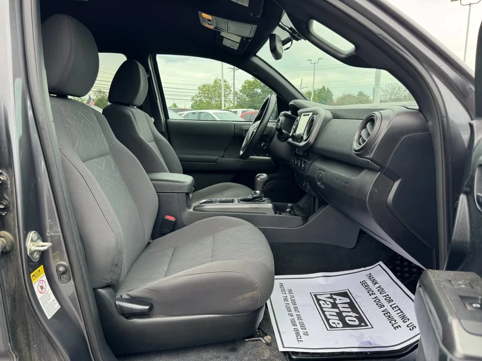2017 Toyota Tacoma 3rd Gen - Image 14 of 17