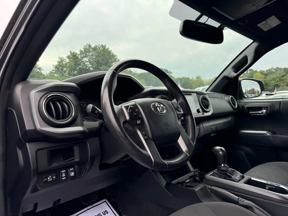 2017 Toyota Tacoma 3rd Gen - Image 12 of 17