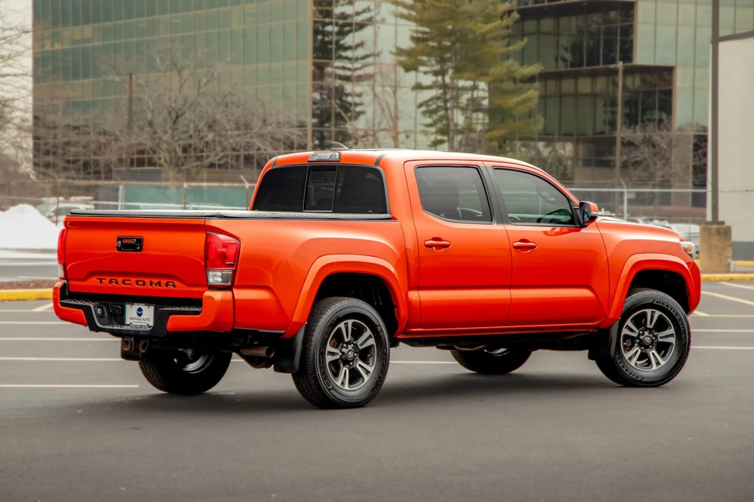 2017 Toyota Tacoma 3rd Gen - Image 2 of 7