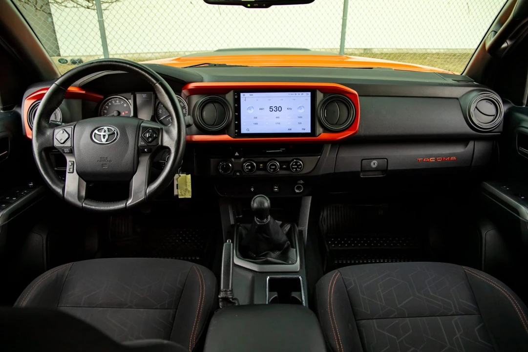 2017 Toyota Tacoma 3rd Gen - Image 5 of 7