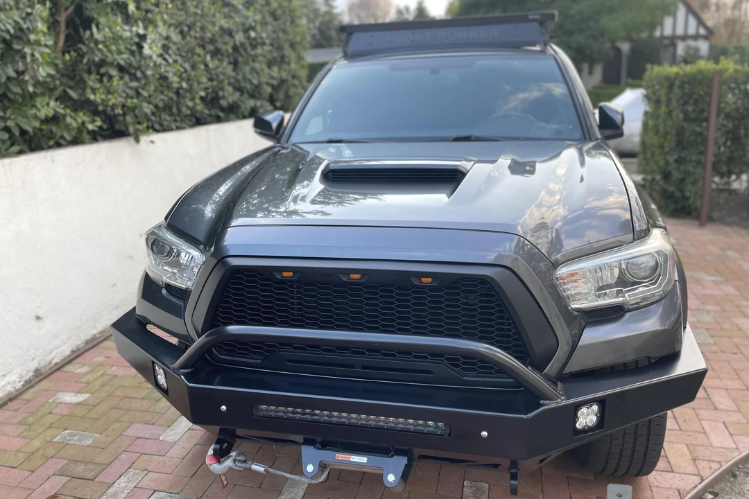 2017 Toyota Tacoma 3rd Gen - Image 2 of 31