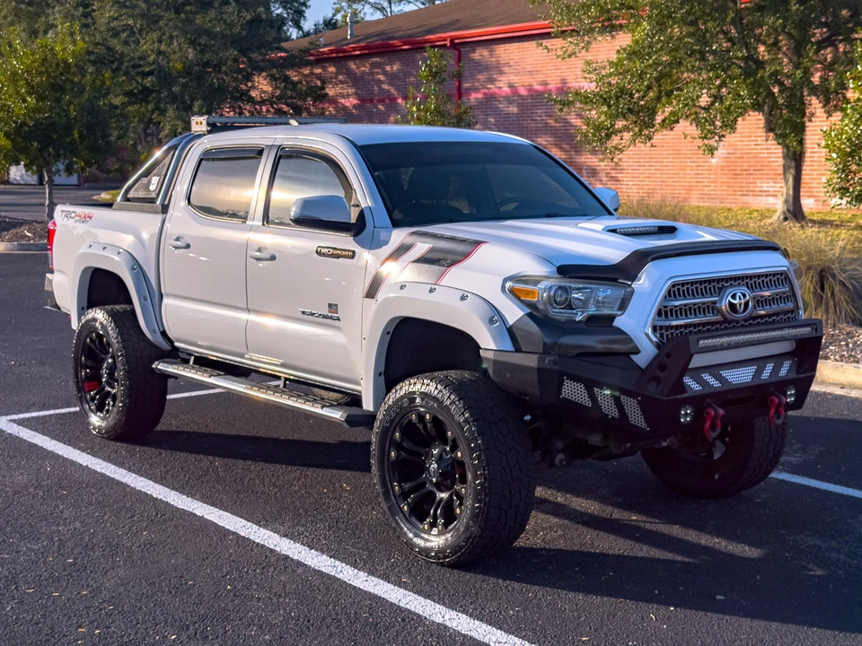 2017 Toyota Tacoma 3rd Gen - Image 15 of 31