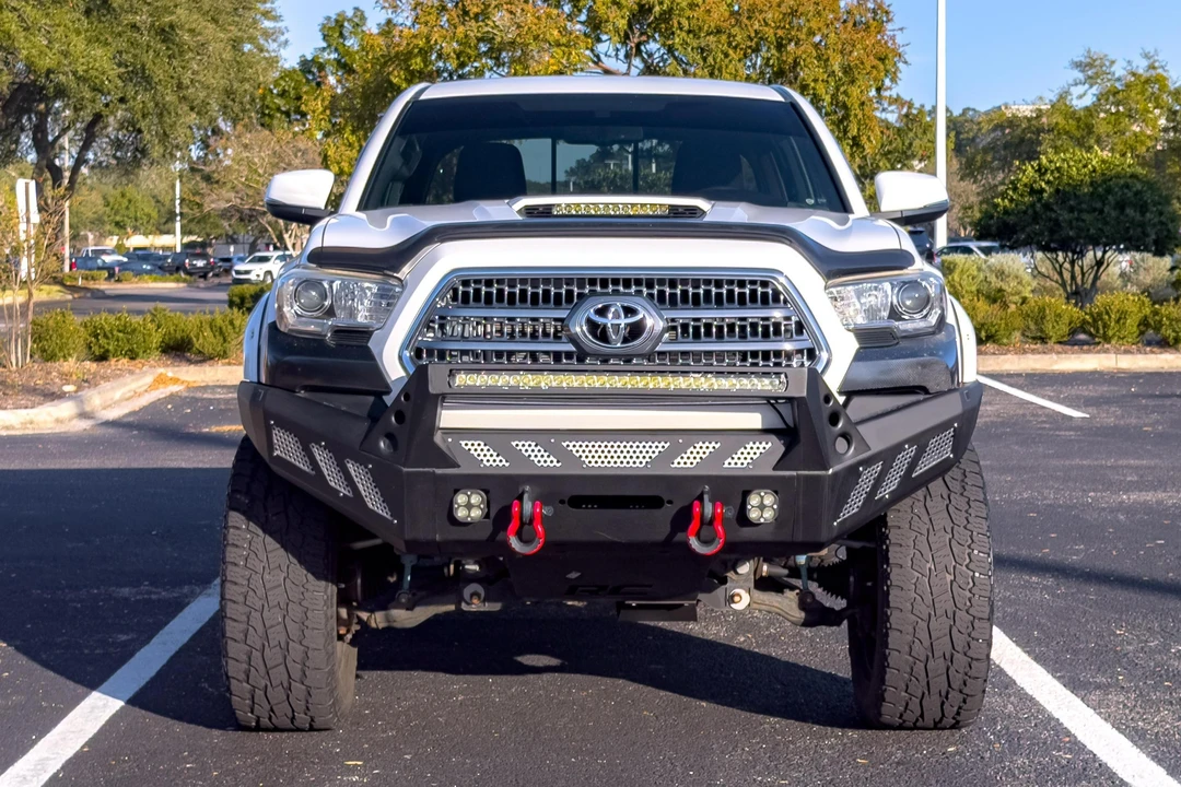 2017 Toyota Tacoma 3rd Gen - Image 2 of 31