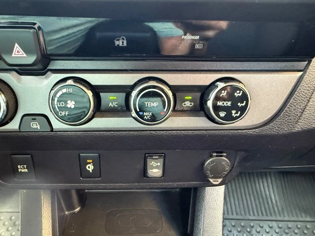 2017 Toyota Tacoma 3rd Gen - Image 11 of 20