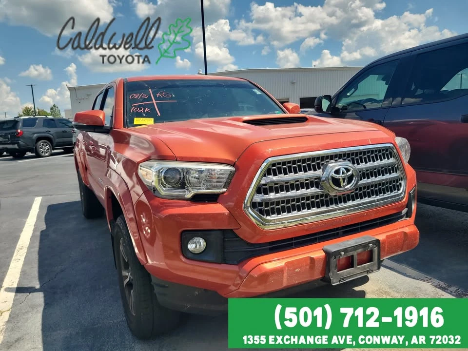 2017 Toyota Tacoma 3rd Gen - Image 3 of 4