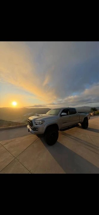 2017 Toyota Tacoma 3rd Gen - Image 5 of 5