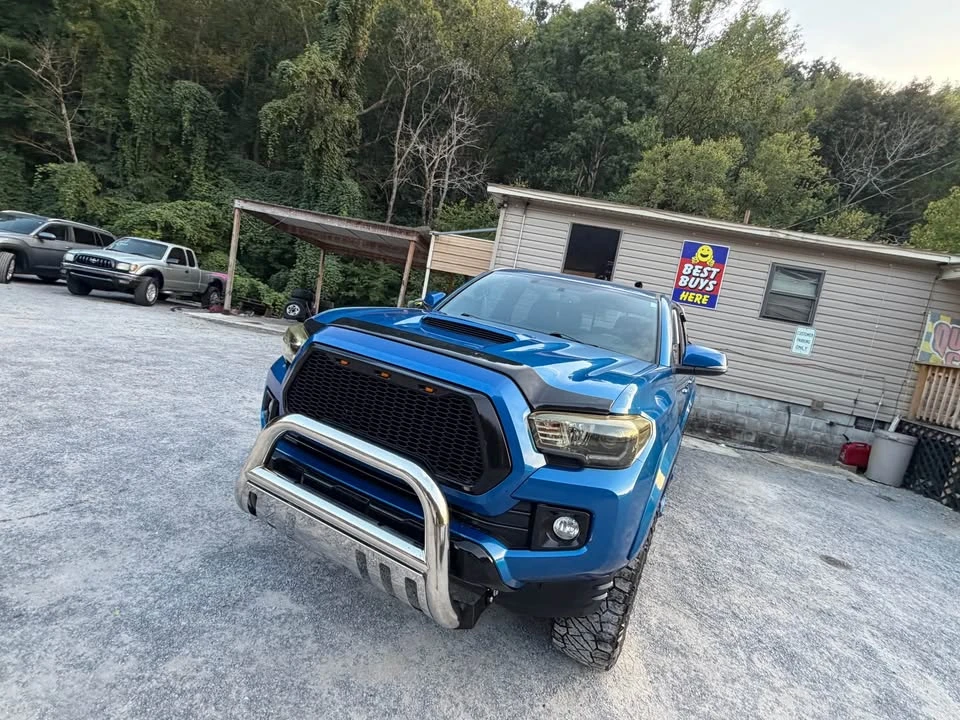2017 Toyota Tacoma 3rd Gen - Image 16 of 20