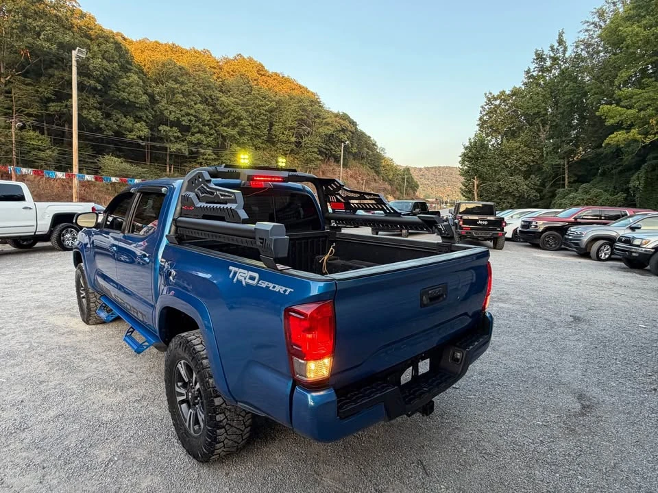 2017 Toyota Tacoma 3rd Gen - Image 4 of 20