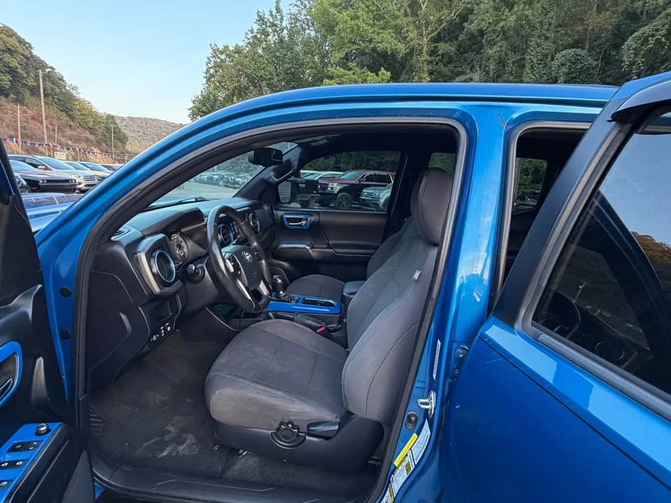 2017 Toyota Tacoma 3rd Gen - Image 12 of 20