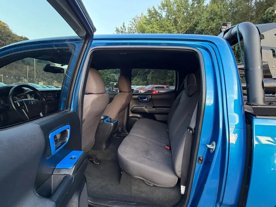 2017 Toyota Tacoma 3rd Gen - Image 10 of 20