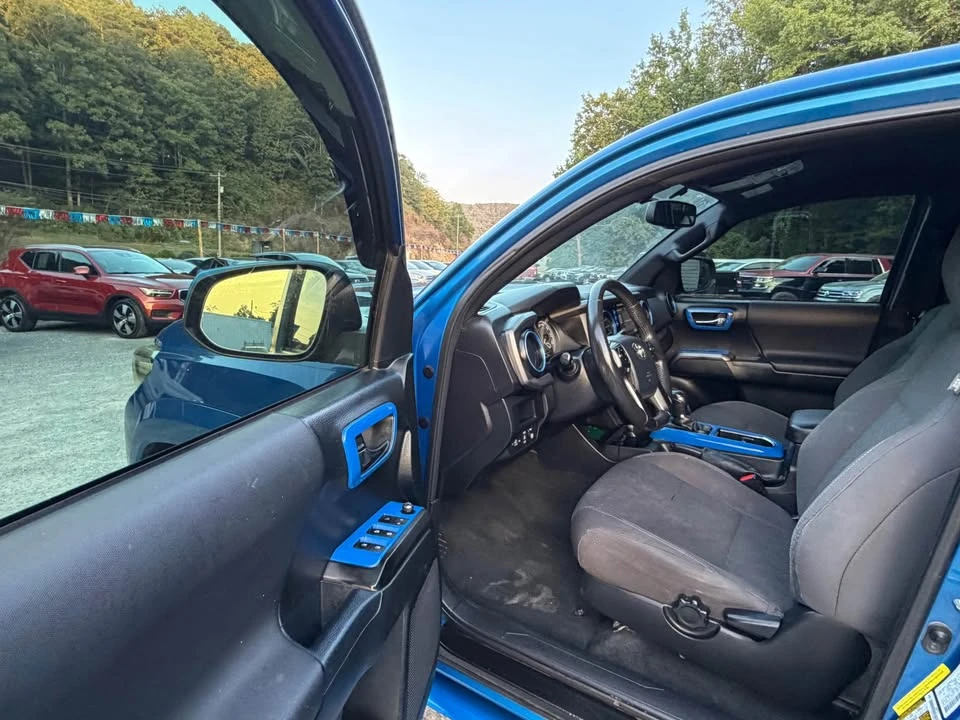 2017 Toyota Tacoma 3rd Gen - Image 11 of 20