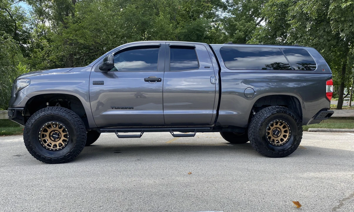 2017 Toyota Tundra 2nd Gen - Image 16 of 31