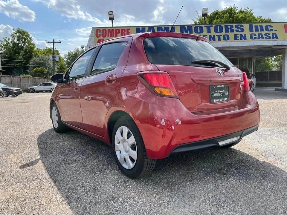 2017 Toyota Yaris - Image 7 of 16