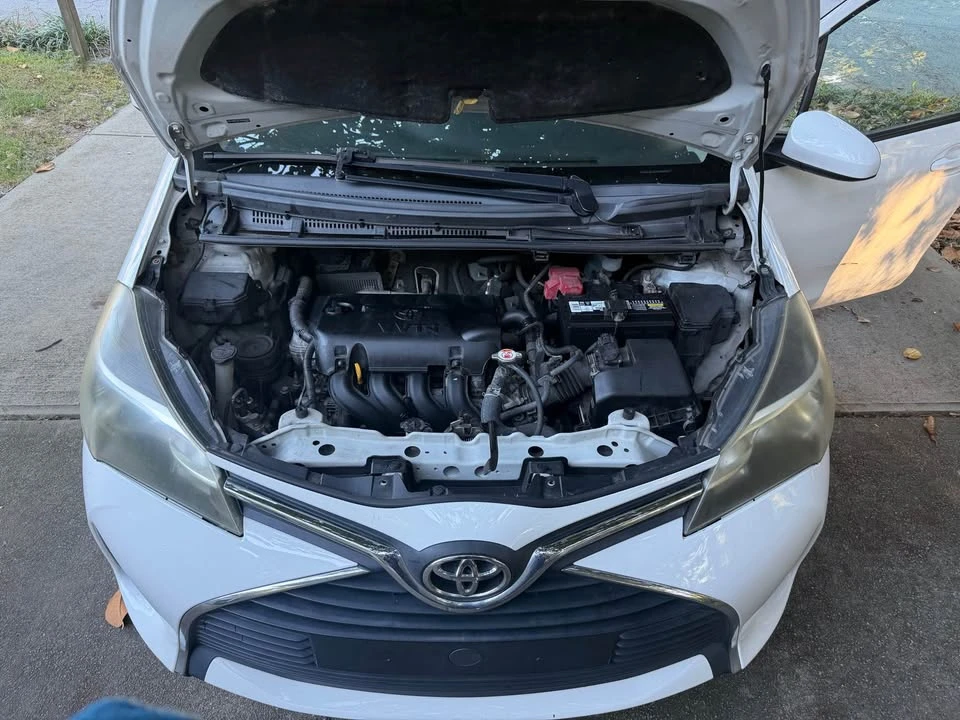 2017 Toyota Yaris - Image 10 of 12