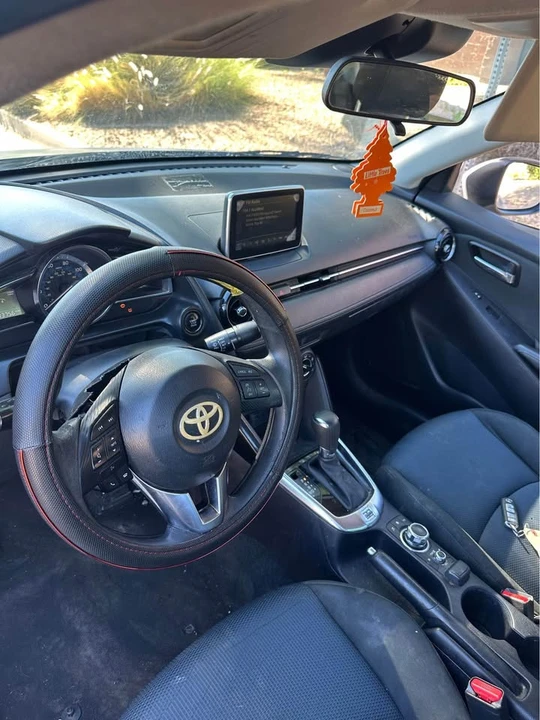 2017 Toyota Yaris - Image 5 of 6