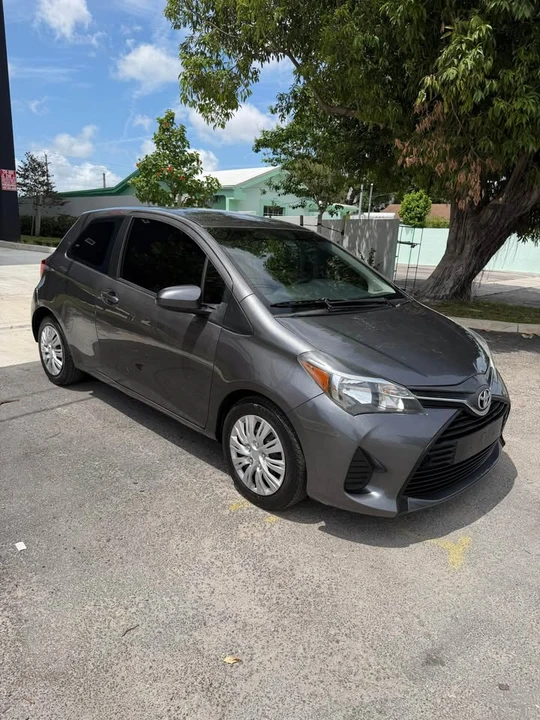 2017 Toyota Yaris - Image 7 of 10