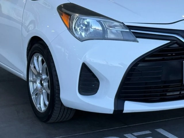 2017 Toyota Yaris - Image 8 of 21