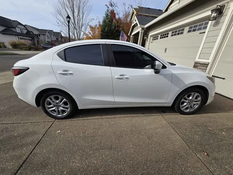 2017 Toyota Yaris · Sedan 4D