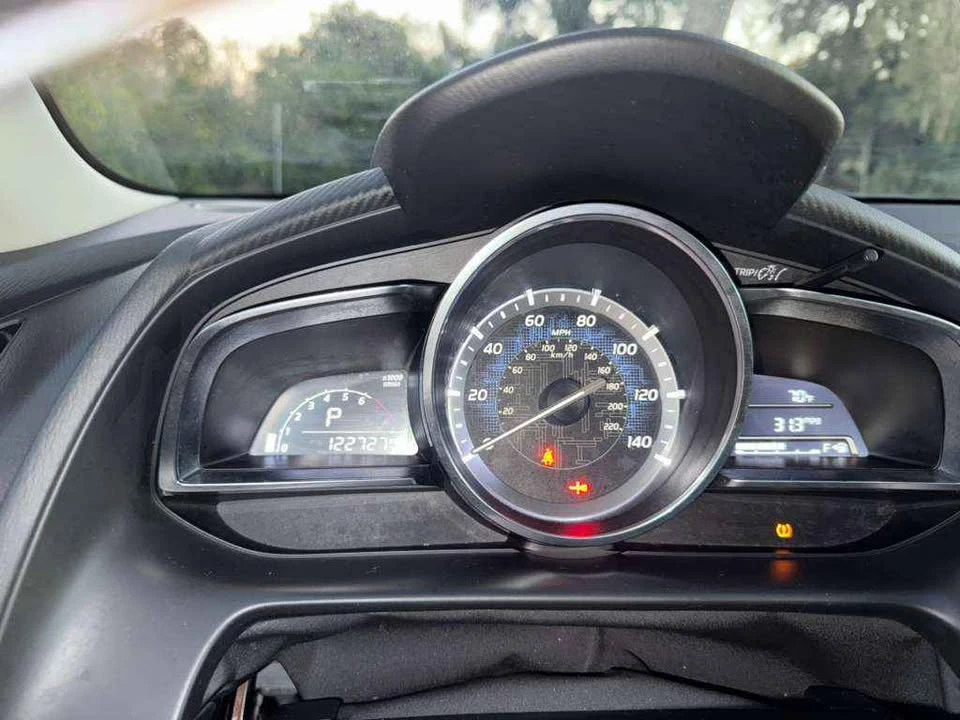 2017 Toyota Yaris - Image 11 of 15