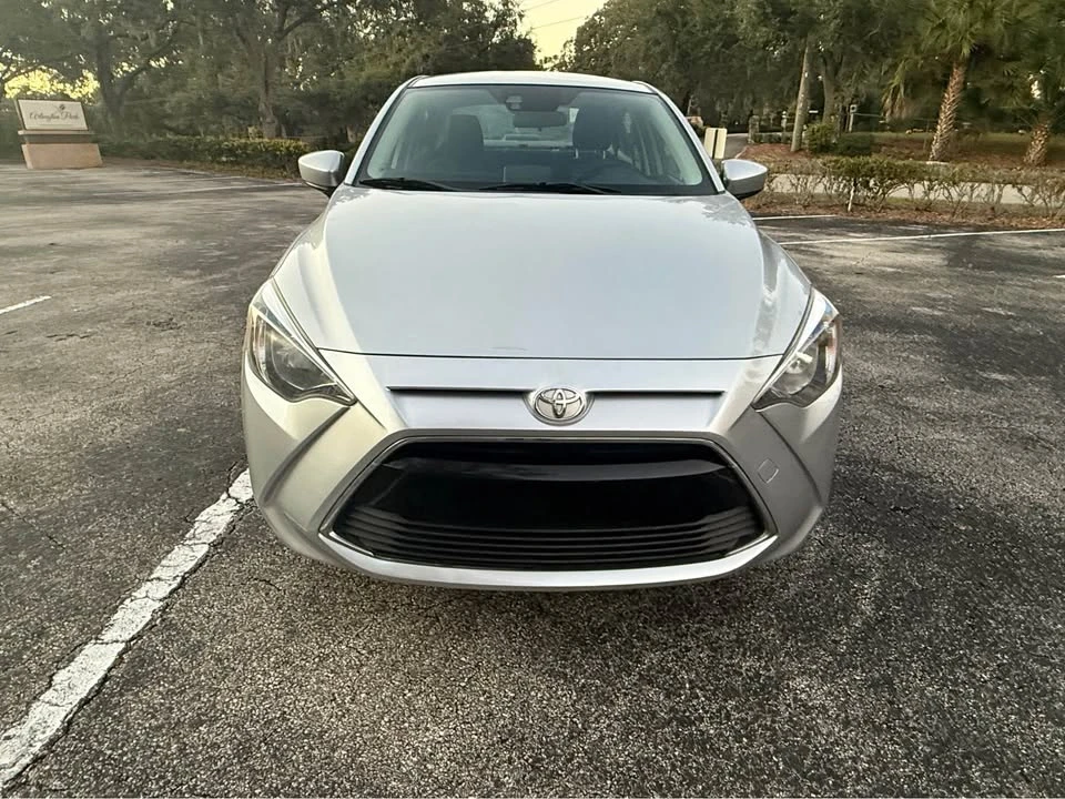 2017 Toyota Yaris - Image 3 of 13