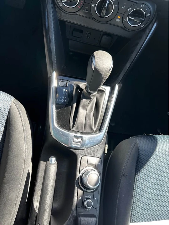 2017 Toyota Yaris - Image 12 of 14