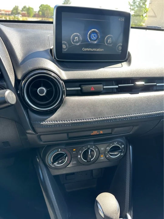 2017 Toyota Yaris - Image 13 of 14
