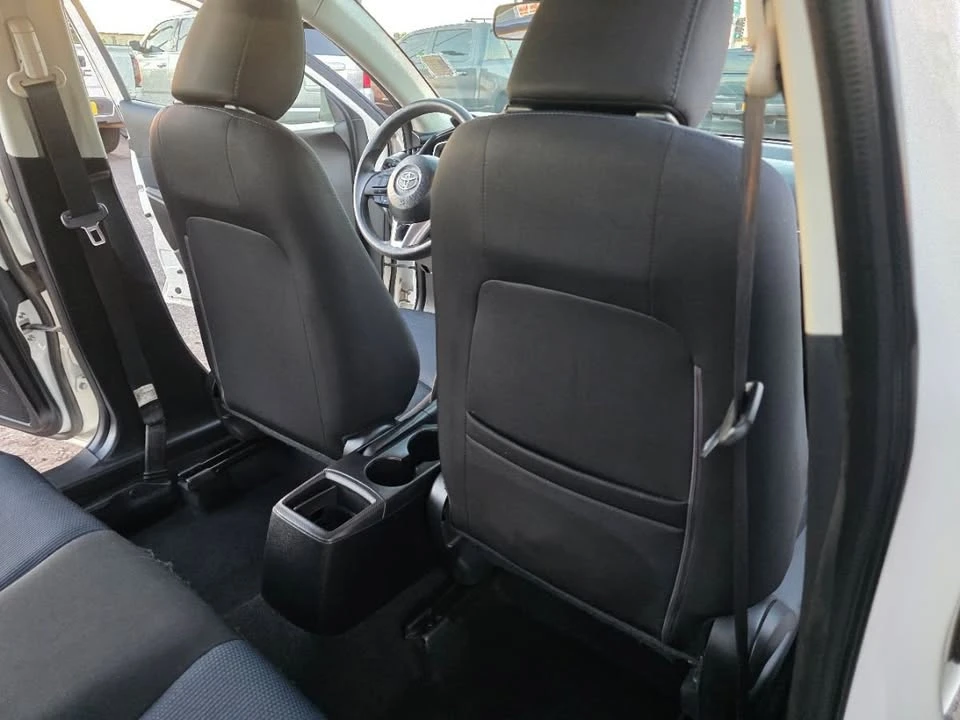 2017 Toyota Yaris - Image 17 of 18