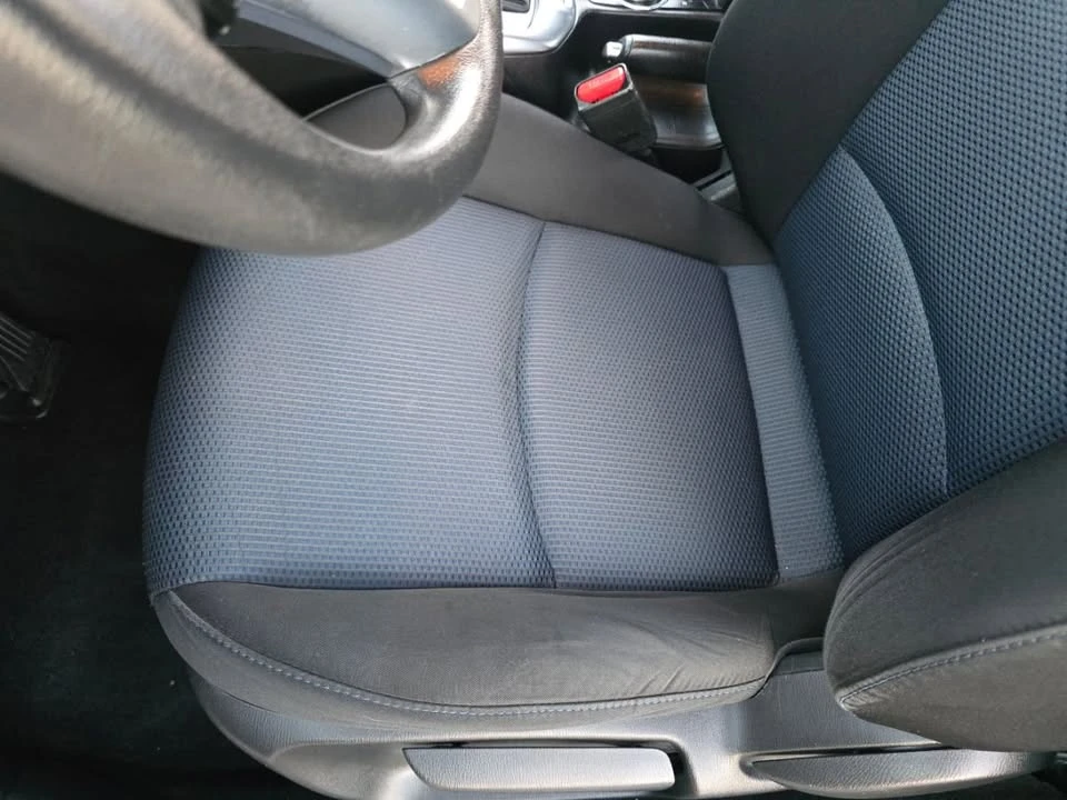 2017 Toyota Yaris - Image 14 of 18