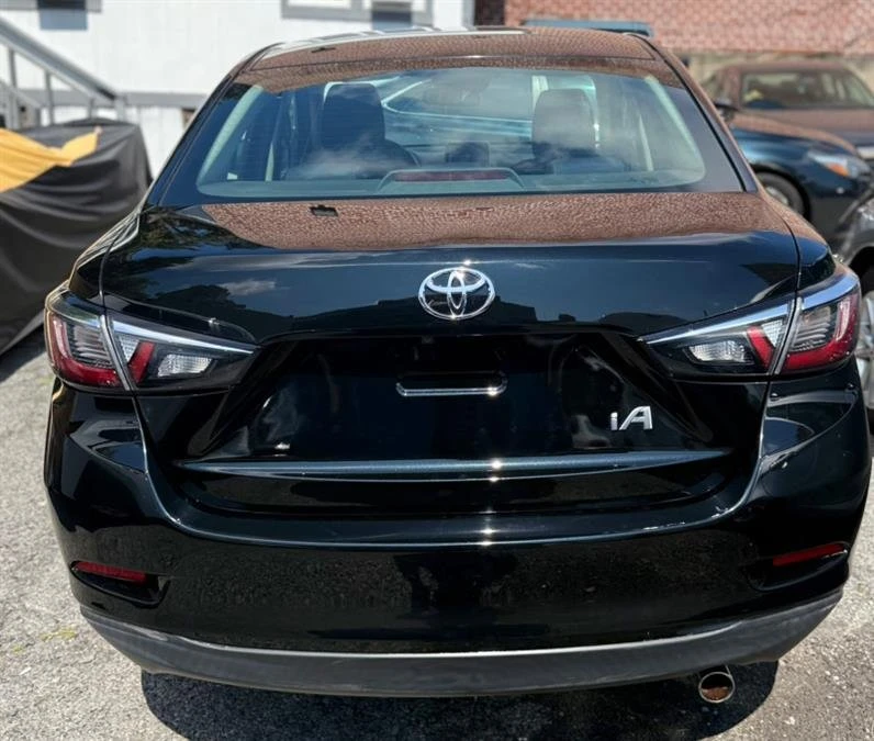2017 Toyota Yaris - Image 5 of 16